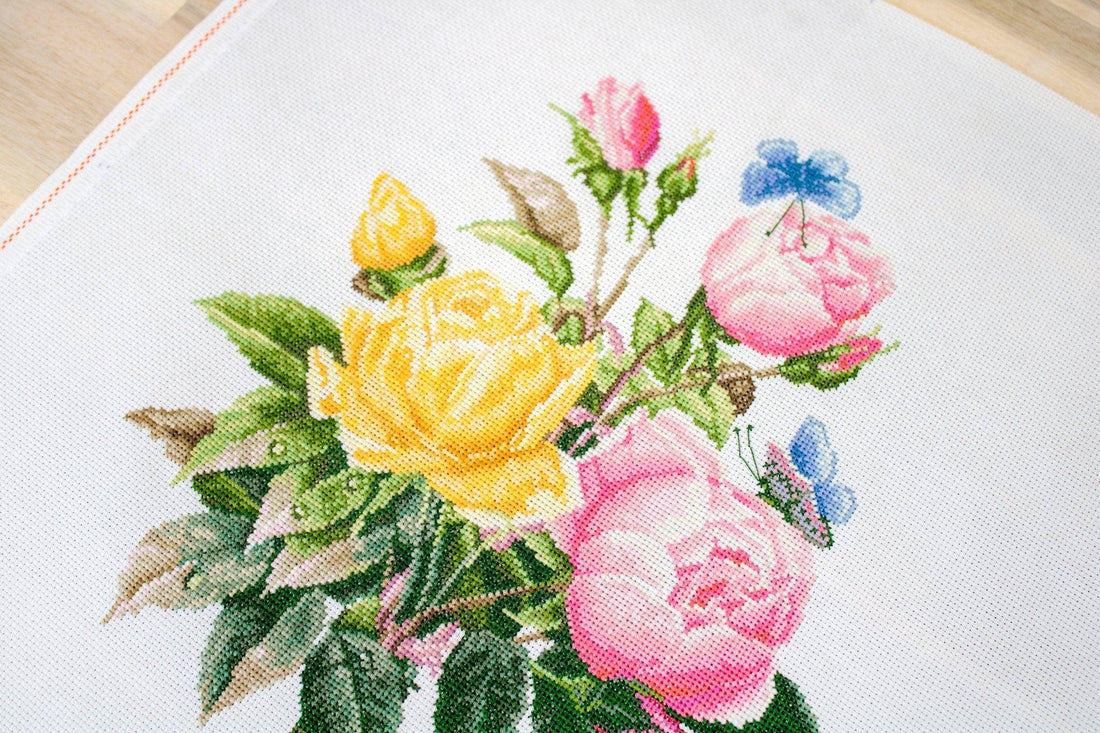 Luca-S counted Cross Stitch Kit- Yellow Roses and Bengal Roses BU4003 1