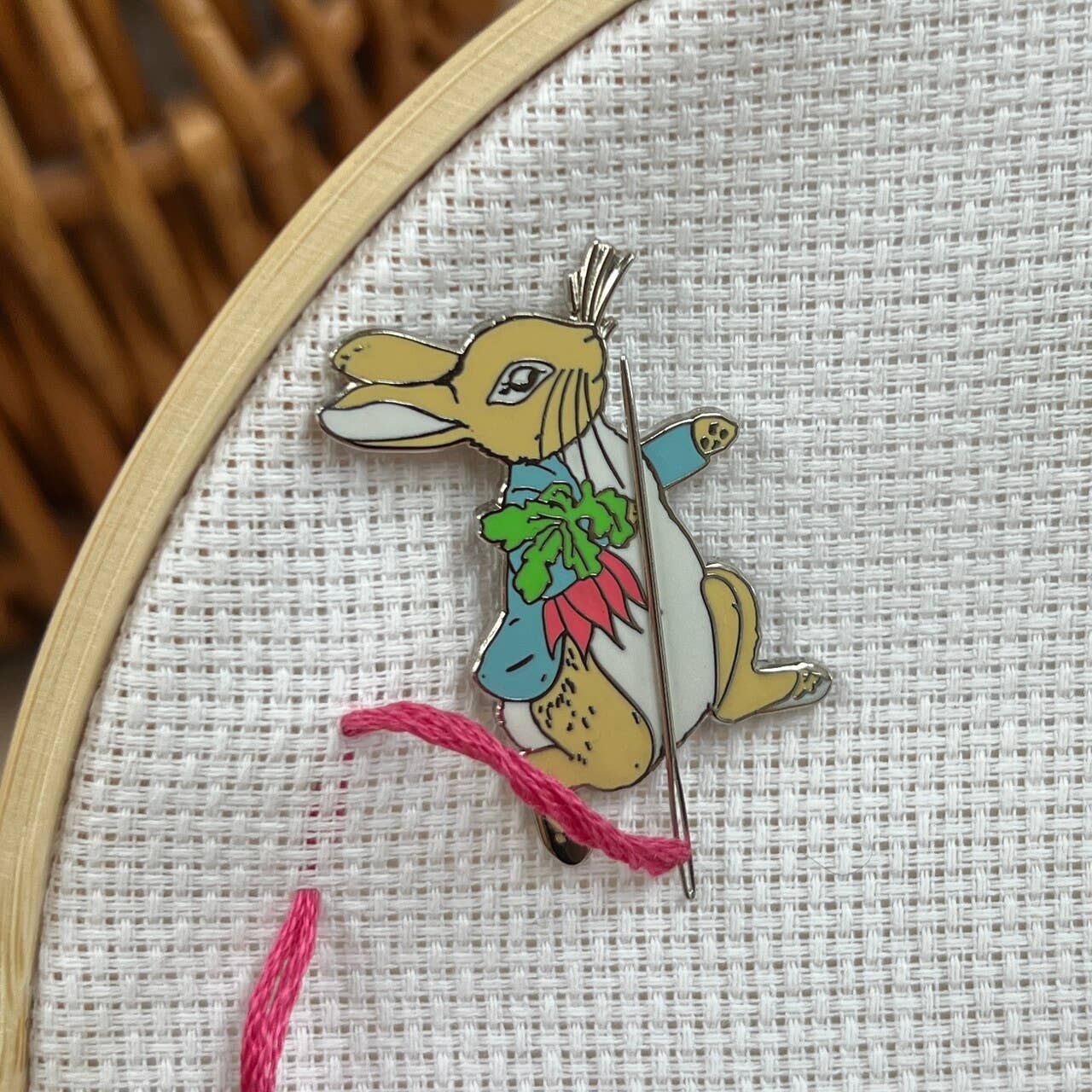 Beatrix Potter Magnetic Needle Minder Peter Rabbit hoop